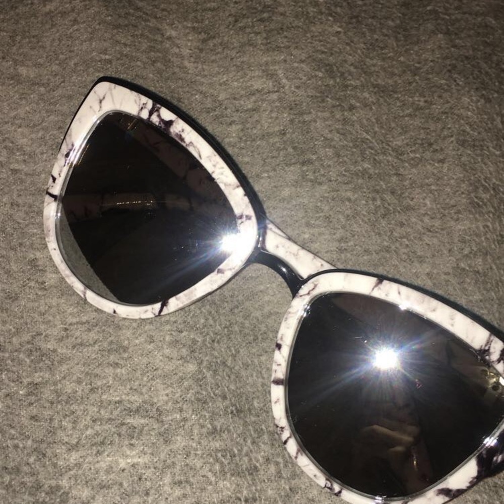 Quay sunglasses